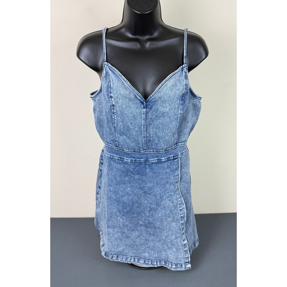 Pants Store Women's Acid Wash Denim V-Neck Romper Blue Size Large 90s Retro
